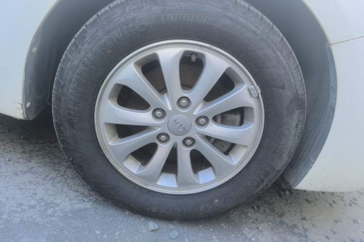 Used Kia K3 2016 1.6L Manual GL Right Front Wheel Hub