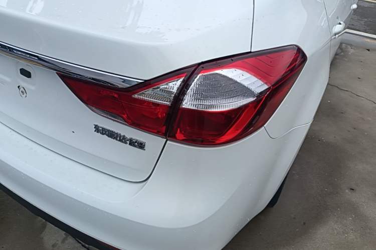 Used Kia K3 2016 1.6L Automatic GL Right Rear Taillight