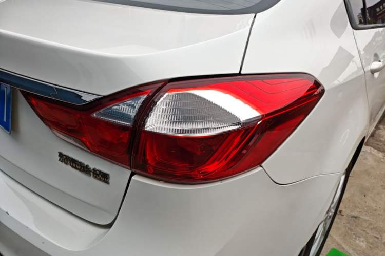 Used Kia K3 2016 1.6L Automatic GL Right Rear Taillight