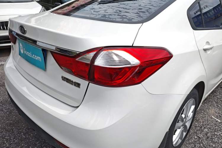 Used Kia K3 2016 1.6L Automatic GL Right Rear Taillight