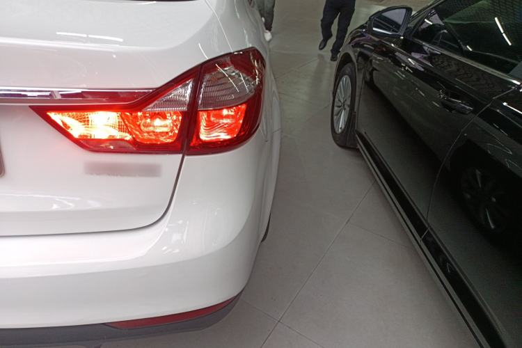 Used Kia K3 2016 1.6L Automatic GL Right Rear Taillight