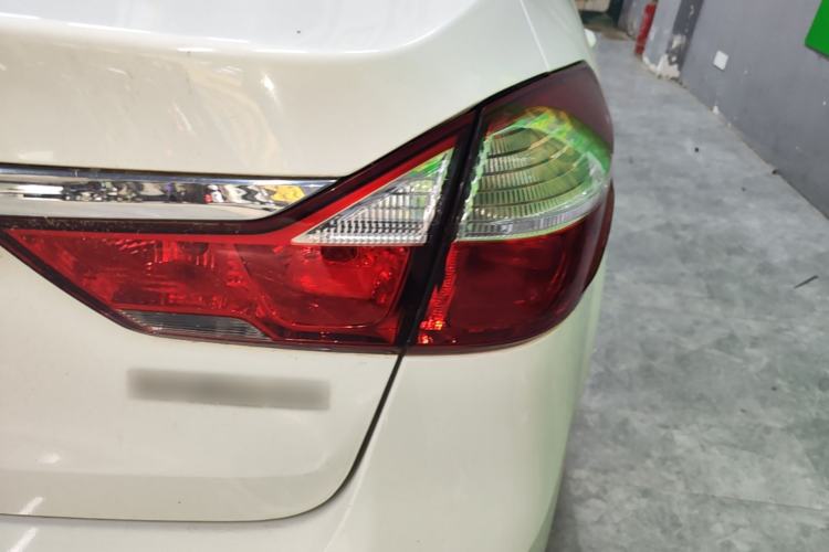 Used Kia K3 2016 1.6L Automatic GLS Right Rear Taillight