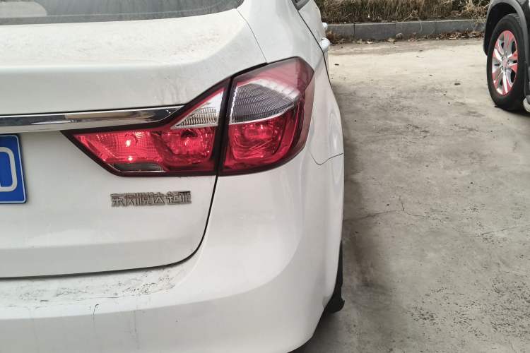 Used Kia K3 2016 1.6L Automatic GL Right Rear Taillight