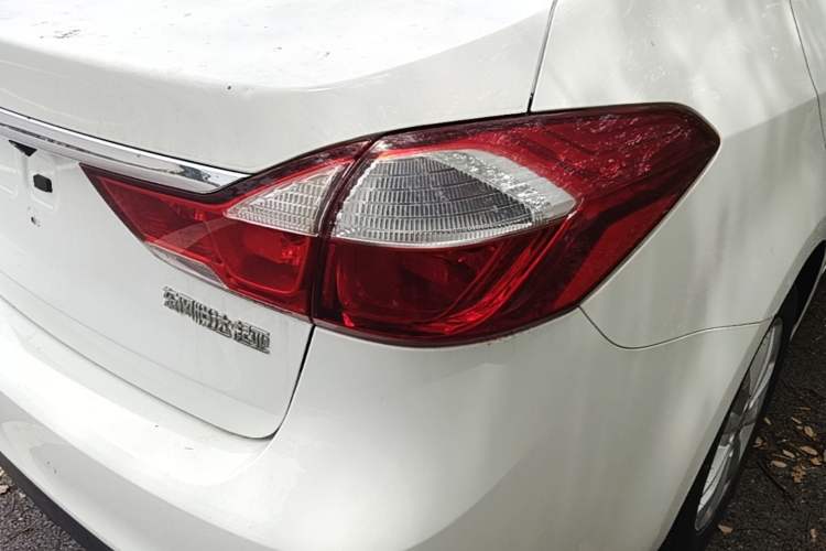 Used Kia K3 2016 1.6L Automatic GLS Right Rear Taillight