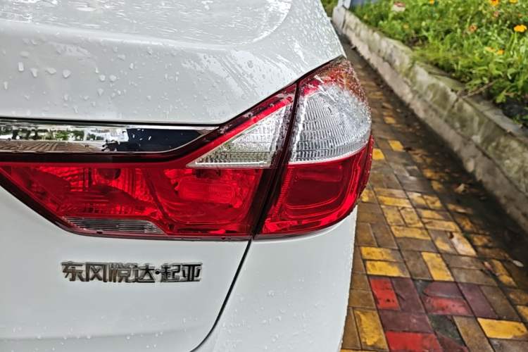 Used Kia K3 2016 1.6L Automatic GLS Right Rear Taillight