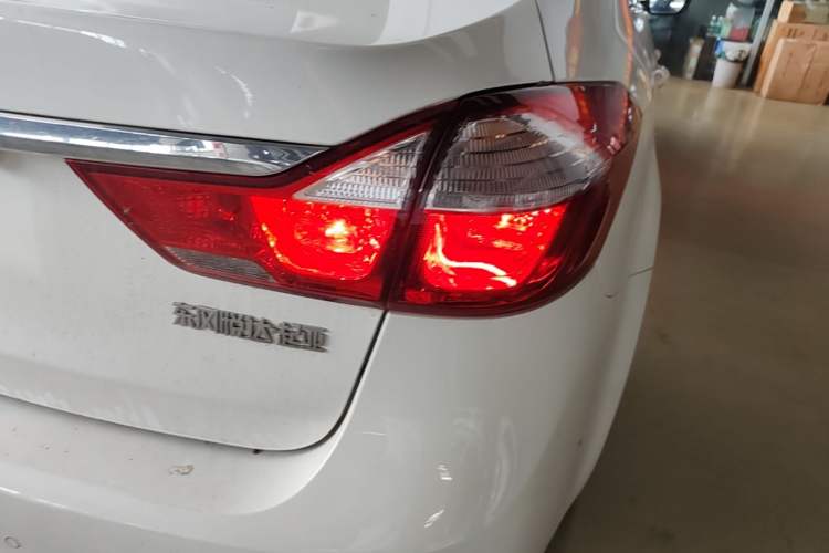 Used Kia K3 2016 1.6L Automatic GLS Right Rear Taillight