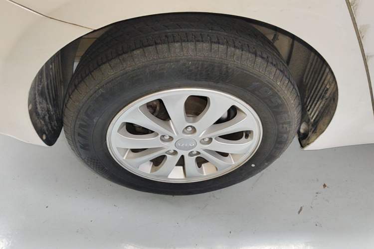 Used Kia K3 2016 1.6L Manual GL Right Rear Wheel Hub