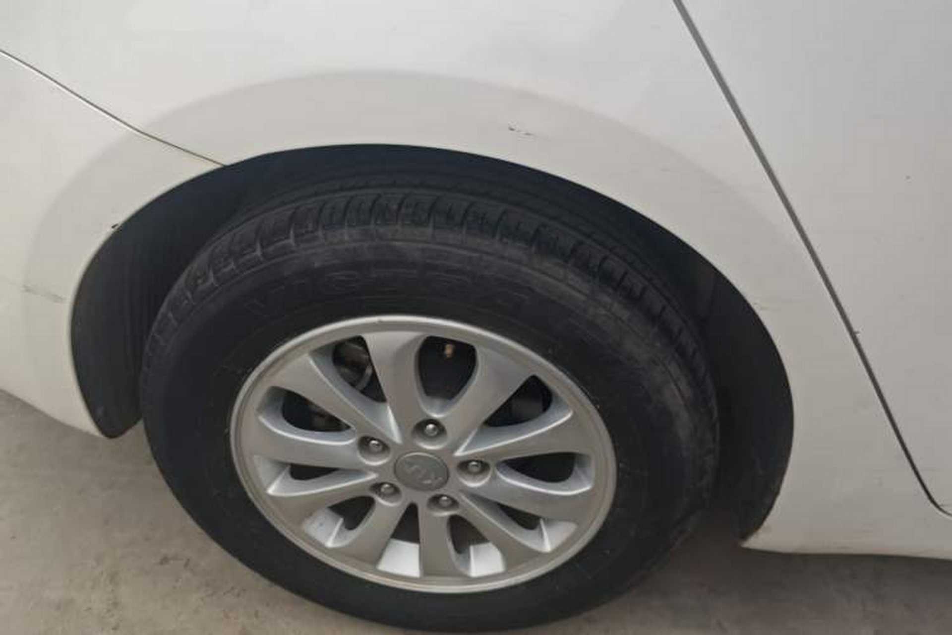 Used Kia K3 2016 1.6L Manual GL Right Rear Wheel Hub