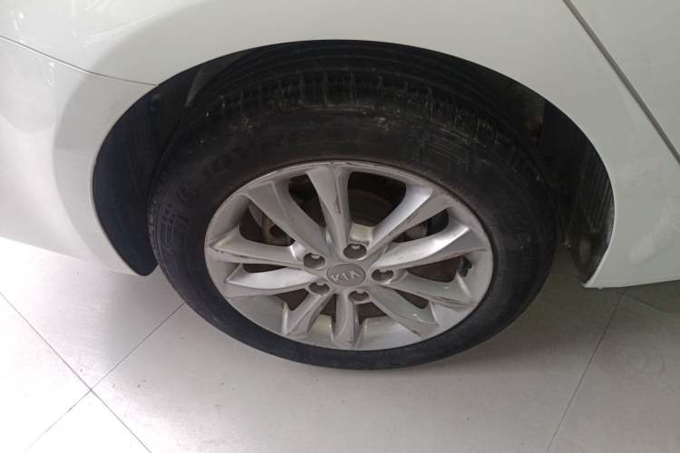 Used Kia K3 2016 1.6L Automatic GL Right Rear Wheel Hub