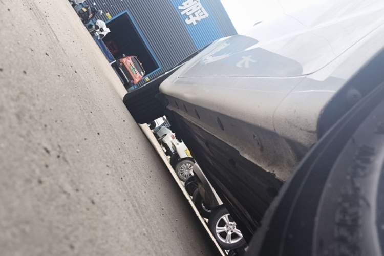 Used Kia K3 2016 1.6L Automatic GLS Right Side Sill