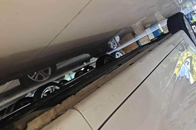 Used Kia K3 2016 1.6L Automatic GL Right Side Sill