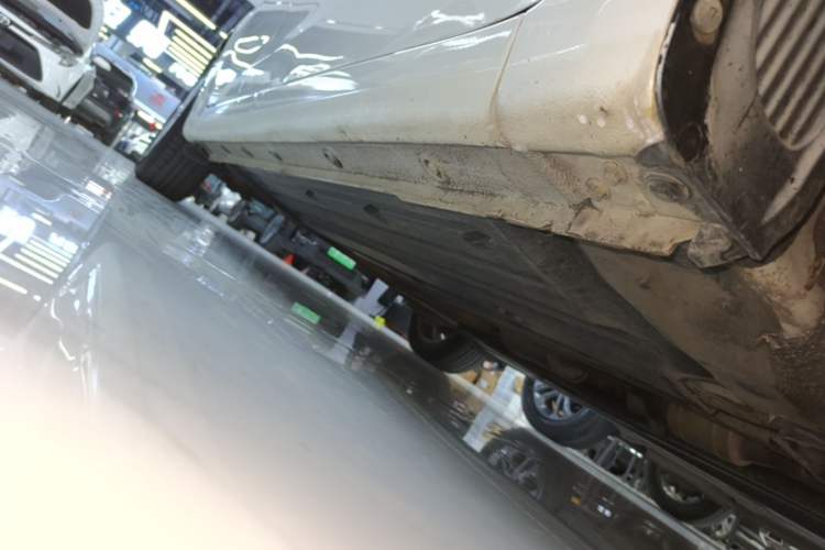 Used Kia K3 2016 1.6L Automatic GLS Right Side Sill