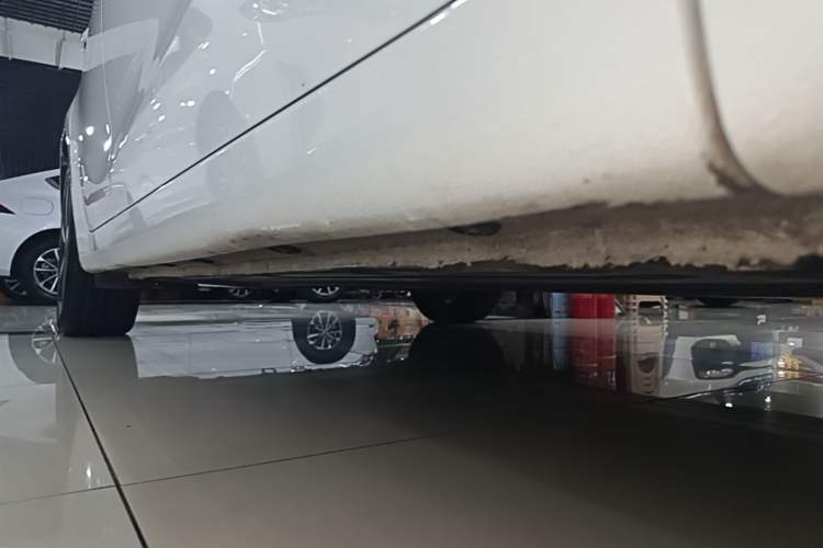 Used Kia K3 2016 1.6L Automatic GLS Right Side Sill