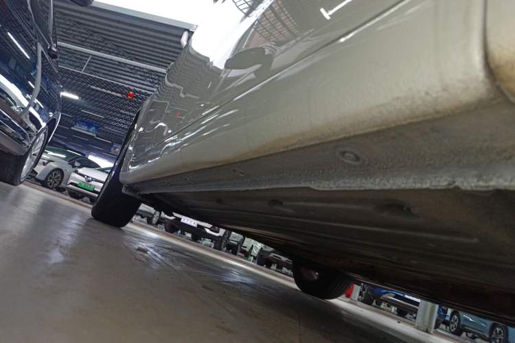 Used Kia K3 2016 1.6L Automatic GL Right Side Sill
