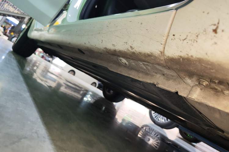 Used Kia K3 2016 1.6L Automatic GLS Right Side Sill