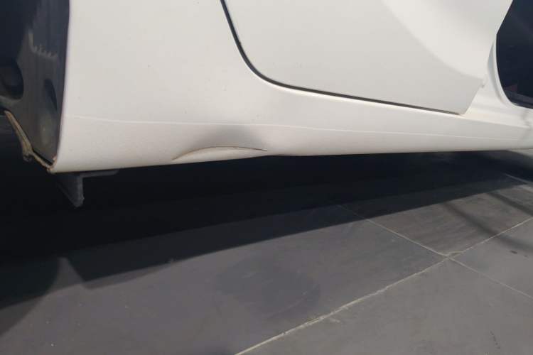 Used Kia K3 2016 1.6L Automatic GL Right Side Sill