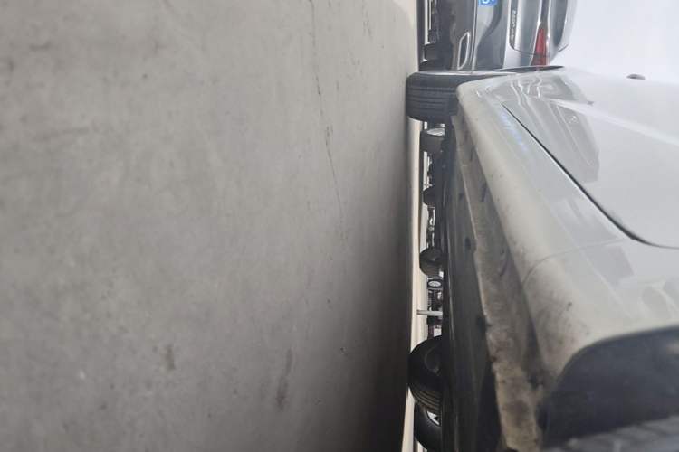 Used Kia K3 2016 1.6L Automatic GL Right Side Sill
