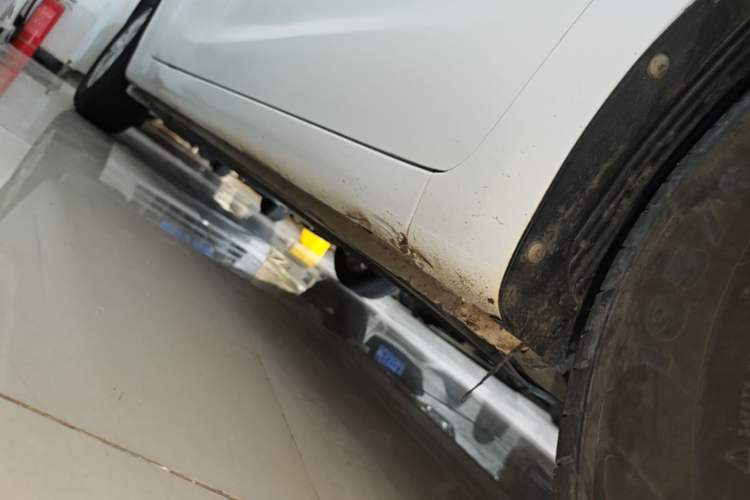 Used Kia K3 2016 1.6L Manual GL Right Side Sill