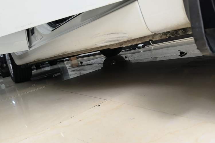 Used Kia K3 2016 1.6L Automatic GLS Right Side Sill