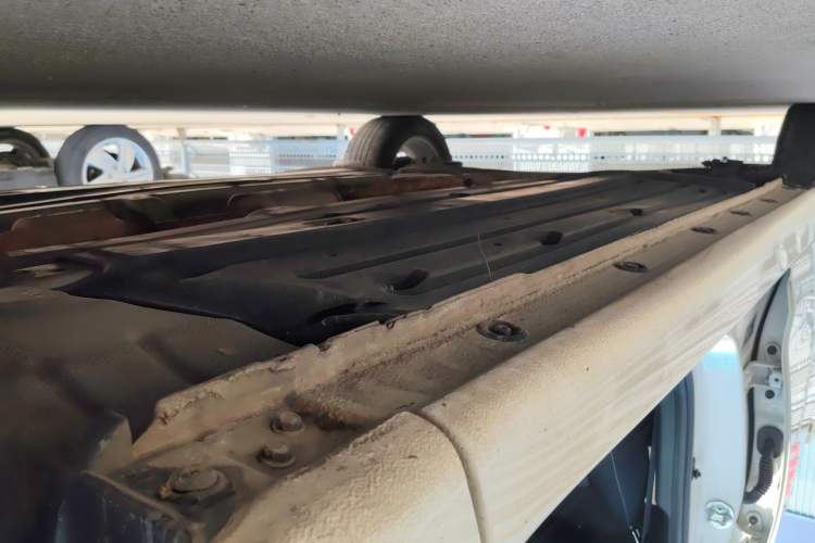 Used Kia K3 2016 1.6L Automatic GL Right Side Sill