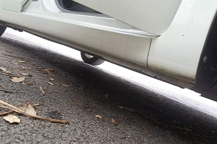Used Kia K3 2016 1.6L Automatic GLS Right Side Sill