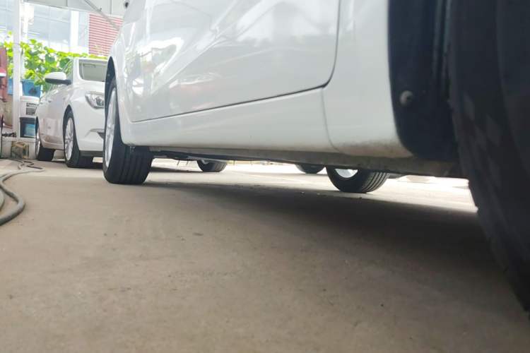 Used Kia K3 2016 1.6L Automatic GLS Right Side Sill