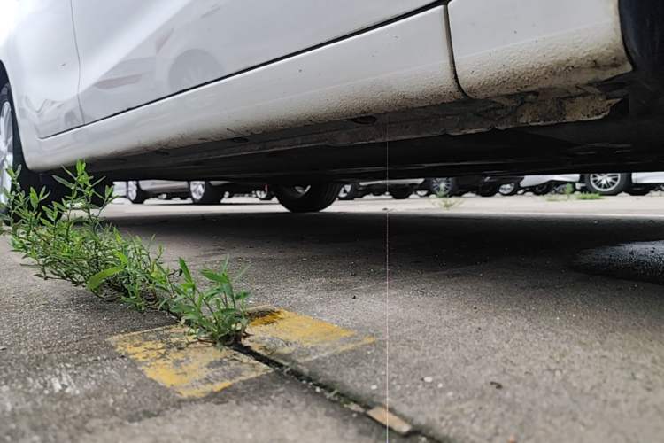 Used Kia K3 2016 1.6L Automatic GL Right Side Sill