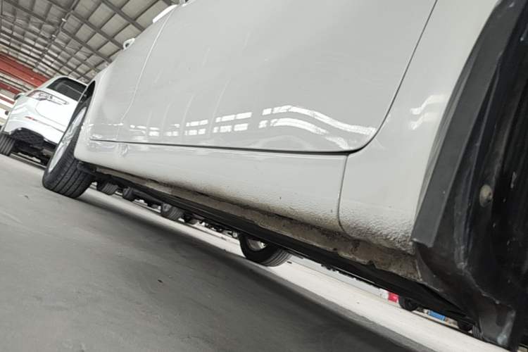 Used Kia K3 2016 1.6L Automatic GLS Right Side Sill