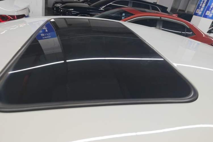 Used Kia K3 2016 1.6L Automatic with Sunroof Roof