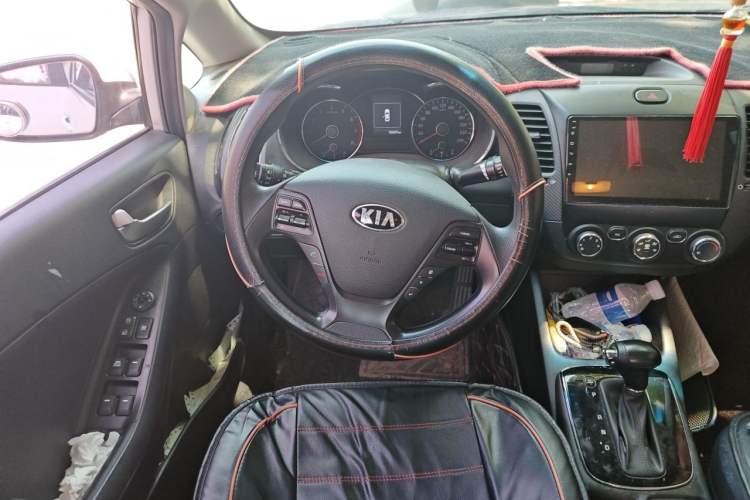 Used Kia K3 2016 1.6L Automatic GL Steering Wheel
