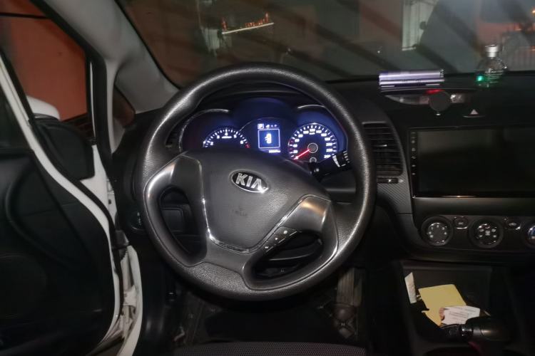 Used Kia K3 2016 1.6L Automatic GL Steering Wheel