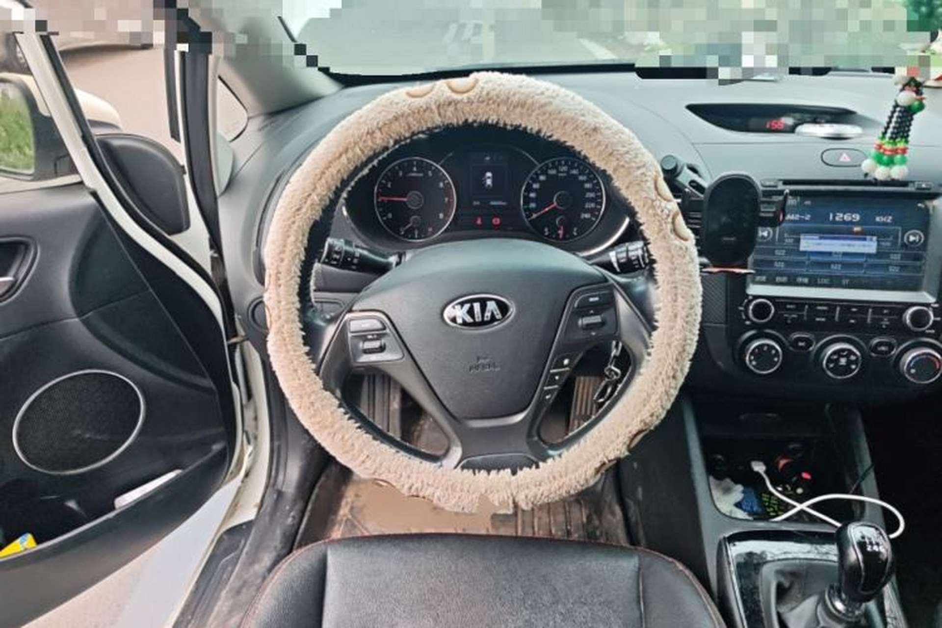 Used Kia K3 2016 1.6L Manual GLS Steering Wheel