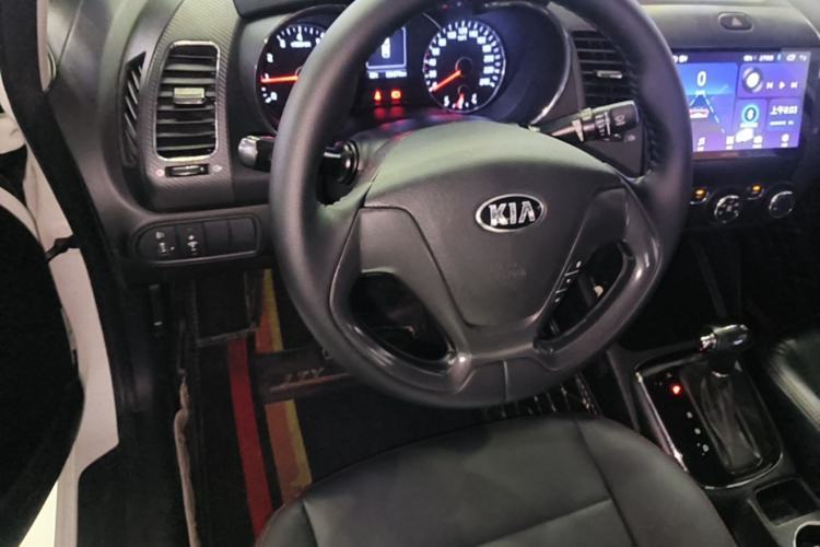 Used Kia K3 2016 1.6L Automatic GLS Steering Wheel