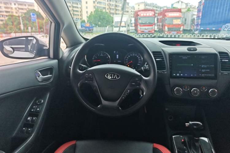 Used Kia K3 2016 1.6L Automatic GL Steering Wheel