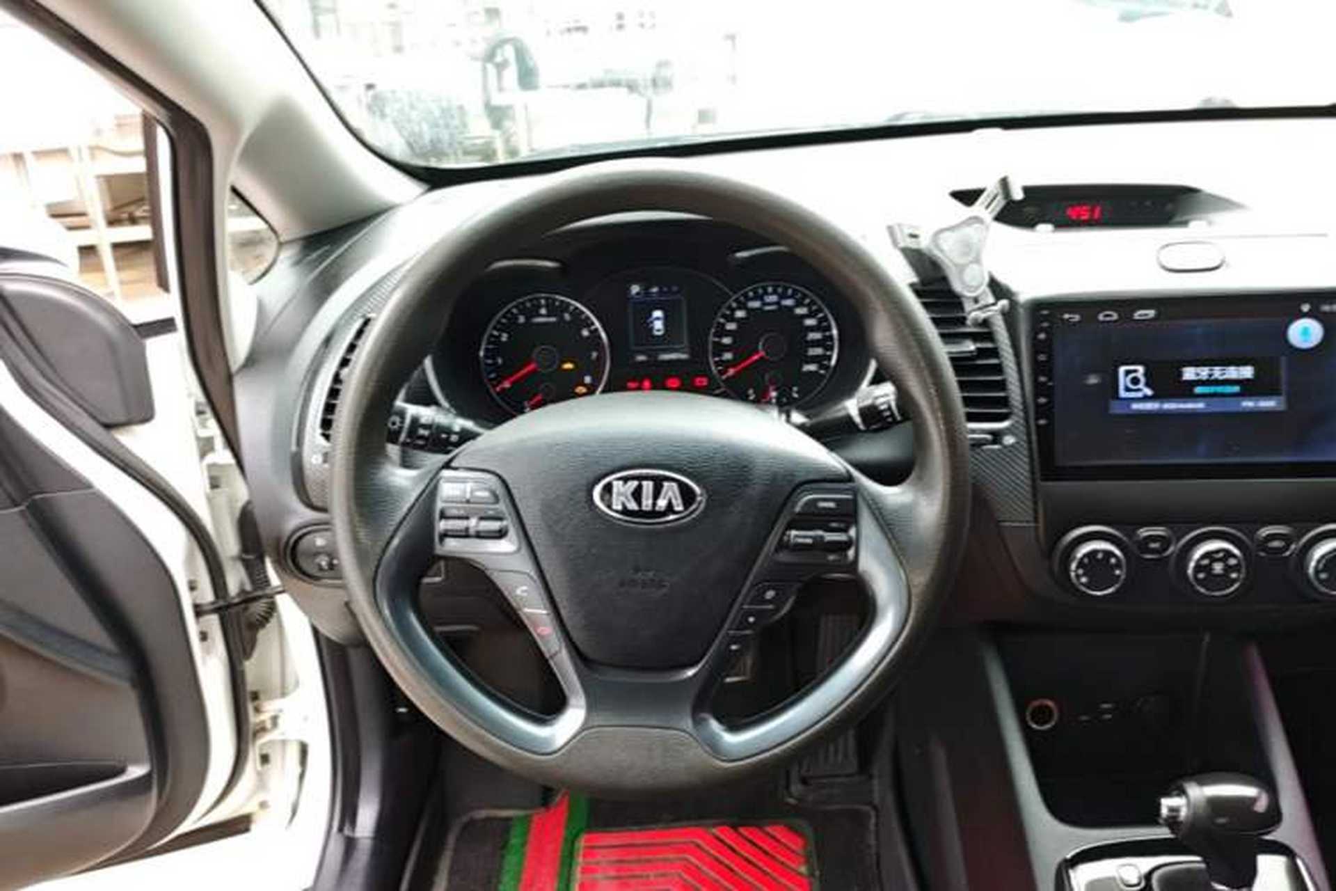 Used Kia K3 2016 1.6L Automatic GL Steering Wheel