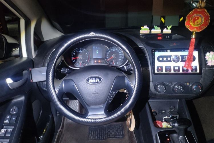 Used Kia K3 2016 1.6L Automatic GL Steering Wheel
