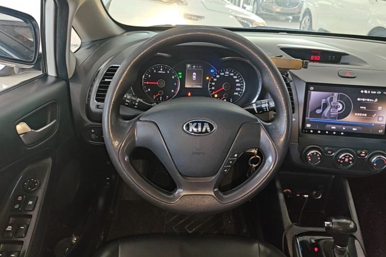 Used Kia K3 2016 1.6L Automatic GL Steering Wheel