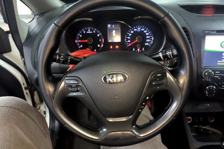 Used Kia K3 2016 1.6L Automatic GLS Steering Wheel