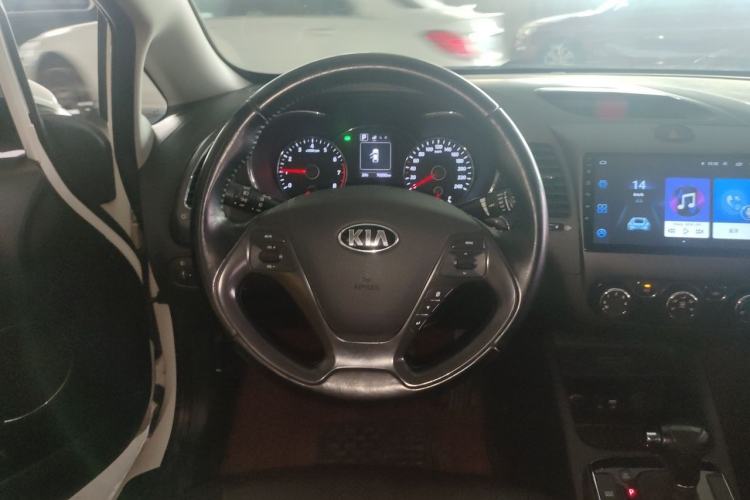 Used Kia K3 2016 1.6L Automatic GLS Steering Wheel