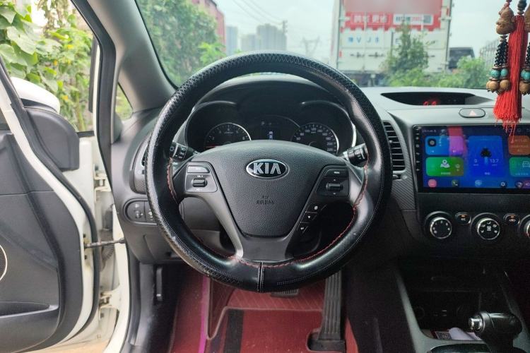 Used Kia K3 2016 1.6L Automatic GLS Steering Wheel