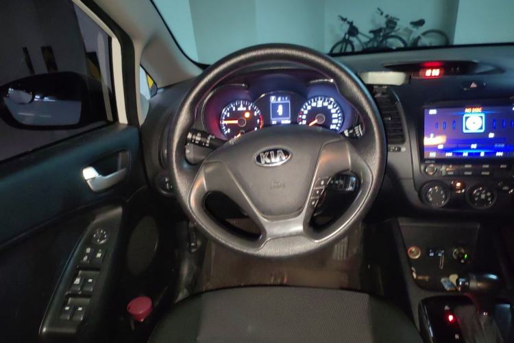 Used Kia K3 2016 1.6L Automatic GL Steering Wheel
