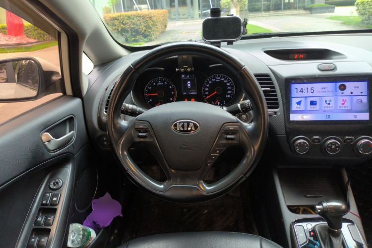 Used Kia K3 2016 1.6L Automatic GLS Steering Wheel