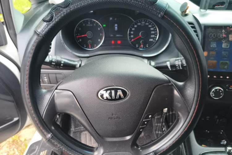 Used Kia K3 2016 1.6L Automatic GL Steering Wheel