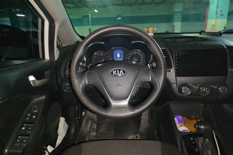 Used Kia K3 2016 1.6L Automatic GLS Steering Wheel