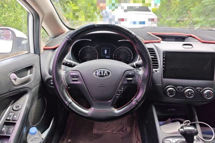 Used Kia K3 2016 1.6L Automatic GLS Steering Wheel