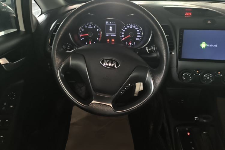 Used Kia K3 2016 1.6L Automatic GL Steering Wheel