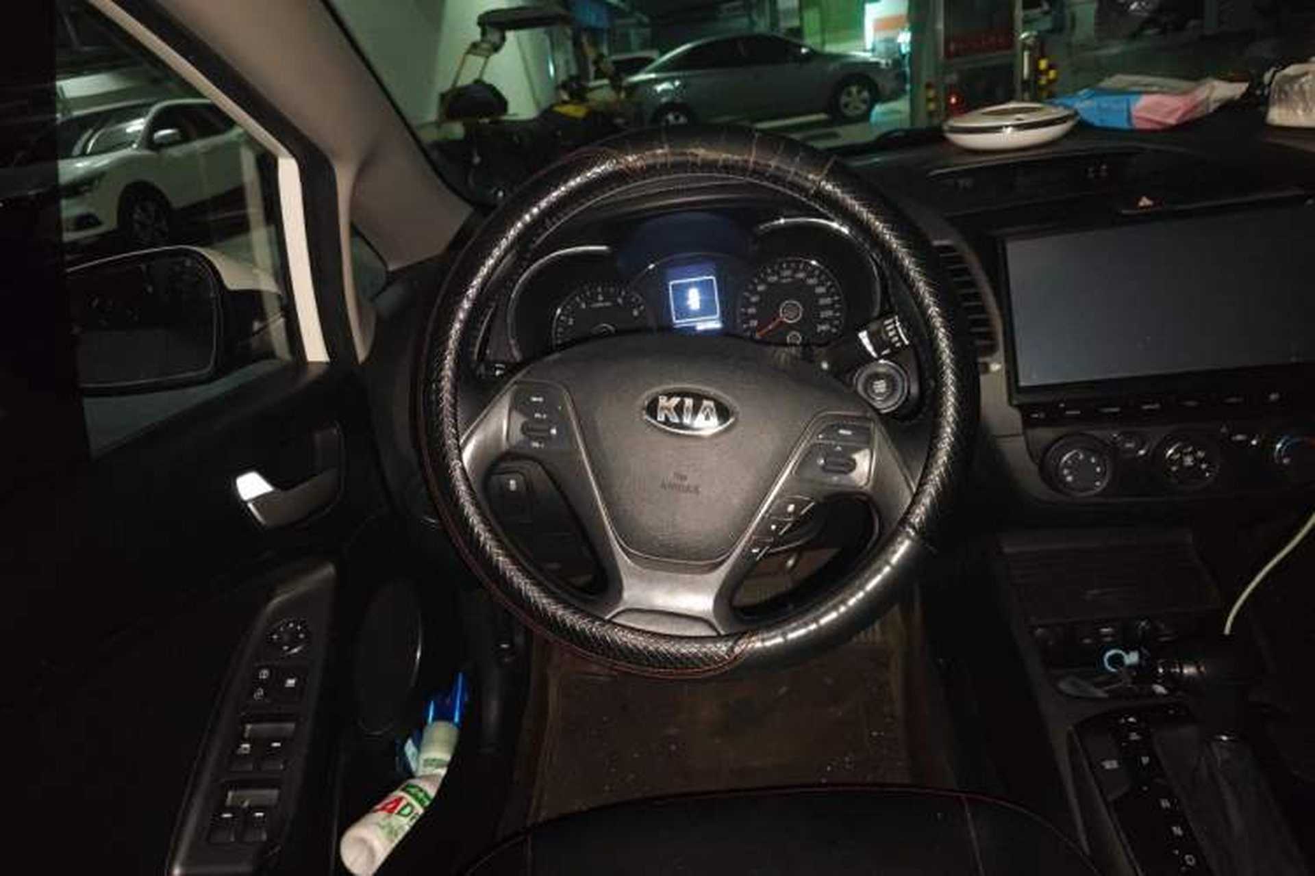 Used Kia K3 2016 1.6L Automatic GLS Steering Wheel