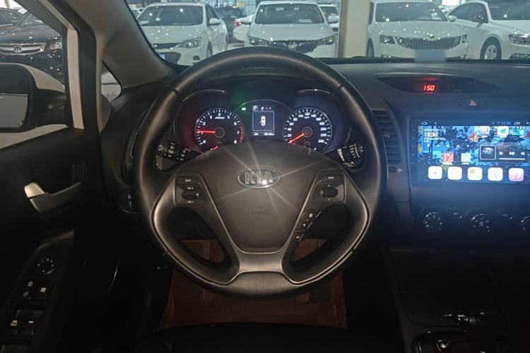 Used Kia K3 2016 1.6L Automatic GLS Steering Wheel