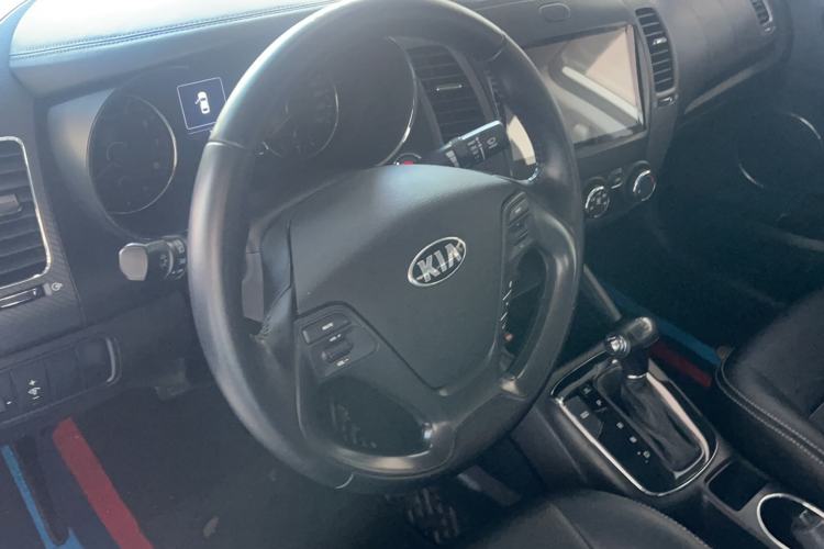 Used Kia K3 2016 1.6L Automatic GLS Steering Wheel