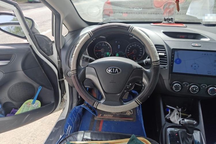 Used Kia K3 2016 1.6L Automatic GL Steering Wheel